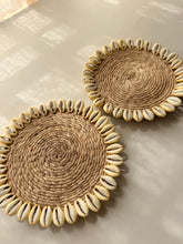 Load image into Gallery viewer, Banana fibre shell coaster