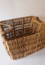 Load image into Gallery viewer, WATER HYACINTH BASKET