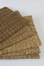 Load image into Gallery viewer, WATER HYACINTH PLACEMAT
