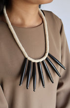 Load image into Gallery viewer, GOULU STATEMENT NECKLACE