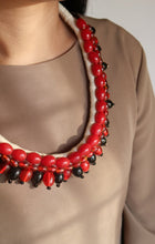 Load image into Gallery viewer, GOULU STATEMENT NECKLACE