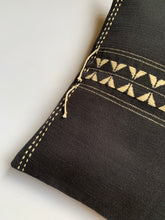 Load image into Gallery viewer, HANDLOOM CUSHION COVER
