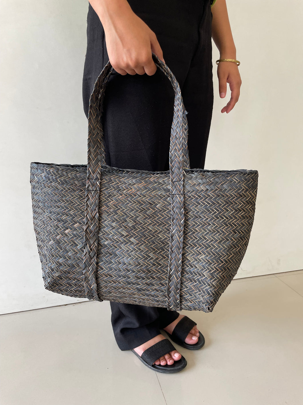 HANDBAG