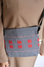 Load image into Gallery viewer, HANDLOOM SLING BAG
