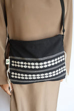 Load image into Gallery viewer, HANDLOOM SLING BAG
