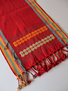HANDLOOM TABLE RUNNER