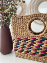 Load image into Gallery viewer, Water hyacinth cane handle bag
