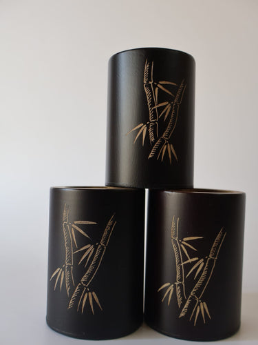 RUNWAY BAMBOO PENSTAND