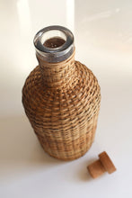 Load image into Gallery viewer, RUNWAY BAMBOO BOTTLE

