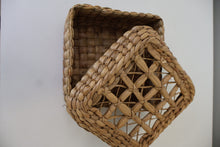 Load image into Gallery viewer, RUNWAY NAGALAND BOX
