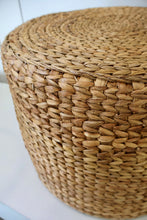 Load image into Gallery viewer, RUNWAY NAGALAND CUSHION
