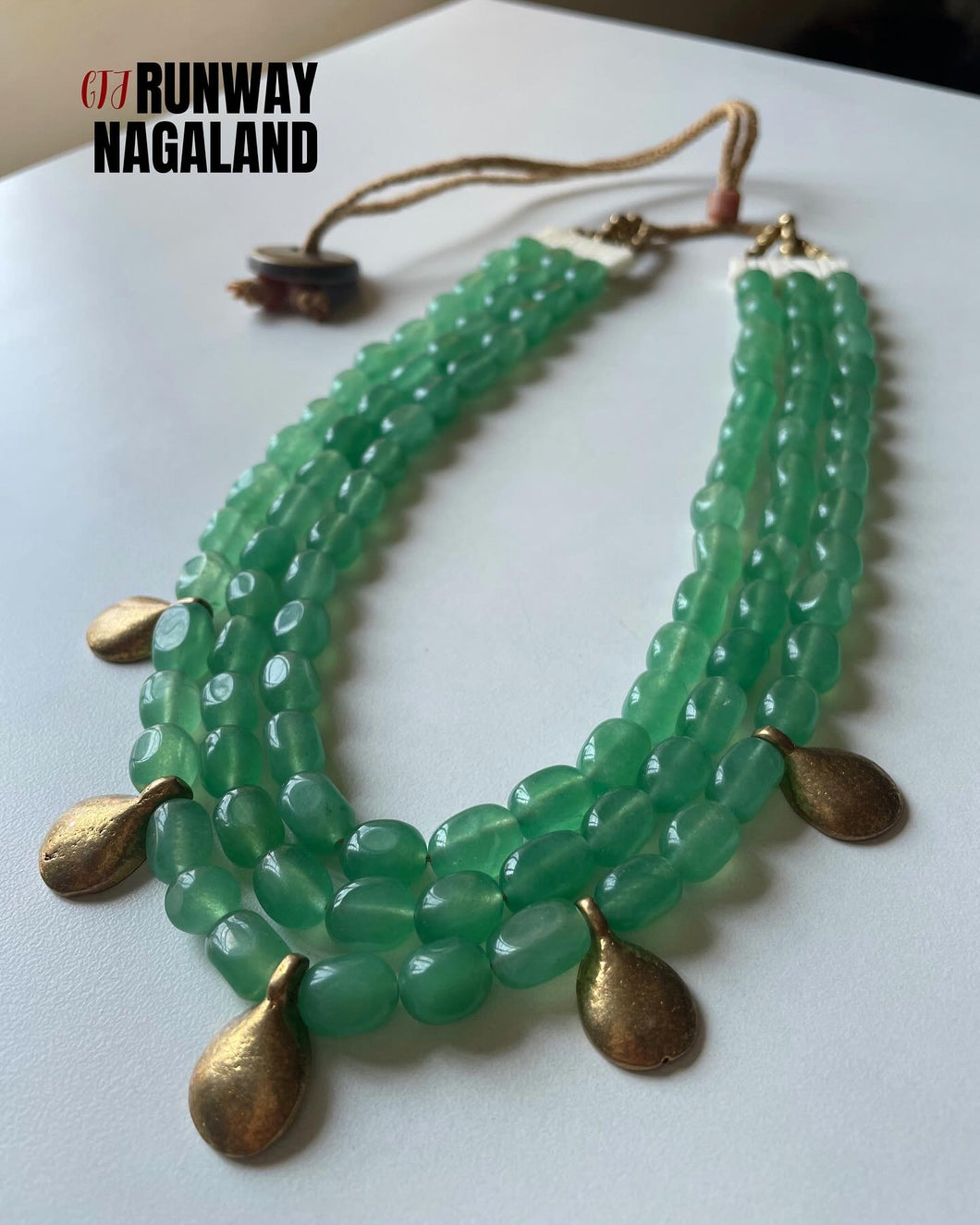 RUNWAY NGALAND NECKLACE