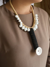 Load image into Gallery viewer, RUNWAY NAGALAND NECKLACE
