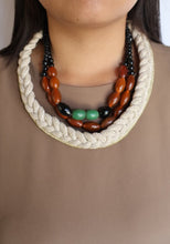 Load image into Gallery viewer, RUNWAY NAGLAND GOULU NECKLACE
