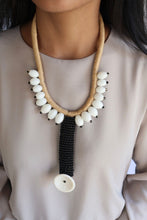 Load image into Gallery viewer, RUNWAY NAGALAND NECKLACE

