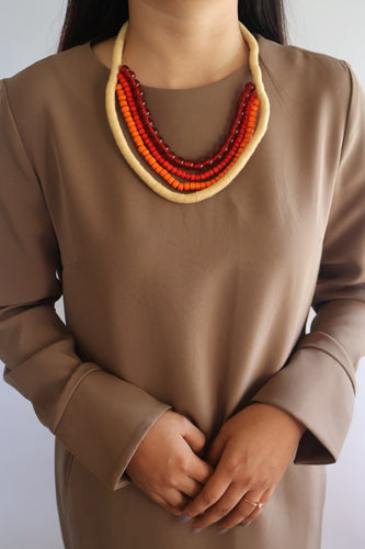 RUNWAY AGALAND NECKLACE