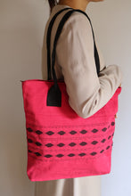 Load image into Gallery viewer, HANDLOOM BAG
