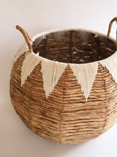 Load image into Gallery viewer, RUNWY NAGALAND OVAL BASKET
