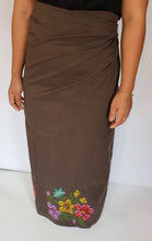 Load image into Gallery viewer, RUNWAY NAGALAND PAH PONVE
