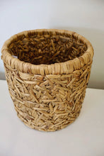 Load image into Gallery viewer, RUNWAY NAGALAND PLANTER
