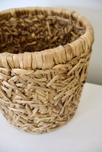 Load image into Gallery viewer, RUNWAY NAGALAND PLANTER
