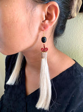 Load image into Gallery viewer, RUNWAY NAGALAND EARRIN
