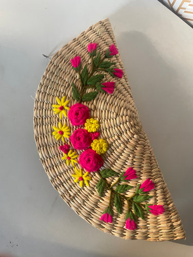 Runway Kauna Clutch