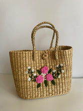 Load image into Gallery viewer, Runway Kauna Embroidery bag
