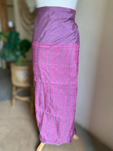 Load image into Gallery viewer, Runway Nagaland Handloom Mekhala
