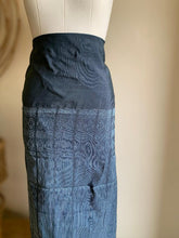 Load image into Gallery viewer, Runway Nagaland Handloom Mekhala
