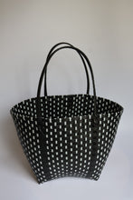 Load image into Gallery viewer, Runway Reusable bag
