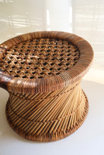 Load image into Gallery viewer, Runway Tribal Mora
