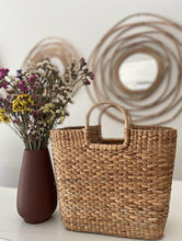 Load image into Gallery viewer, Water Hyacinth Bag
