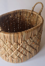 Load image into Gallery viewer, WATER HYACINTH BASKET
