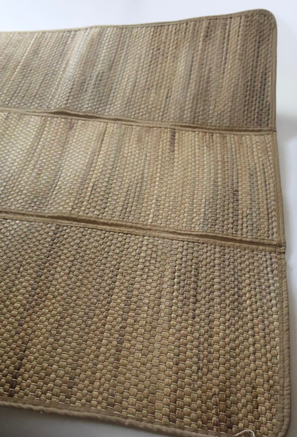 WATER HYACINTH PICNIC MAT