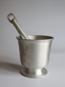 MORTAR AND PESTEL