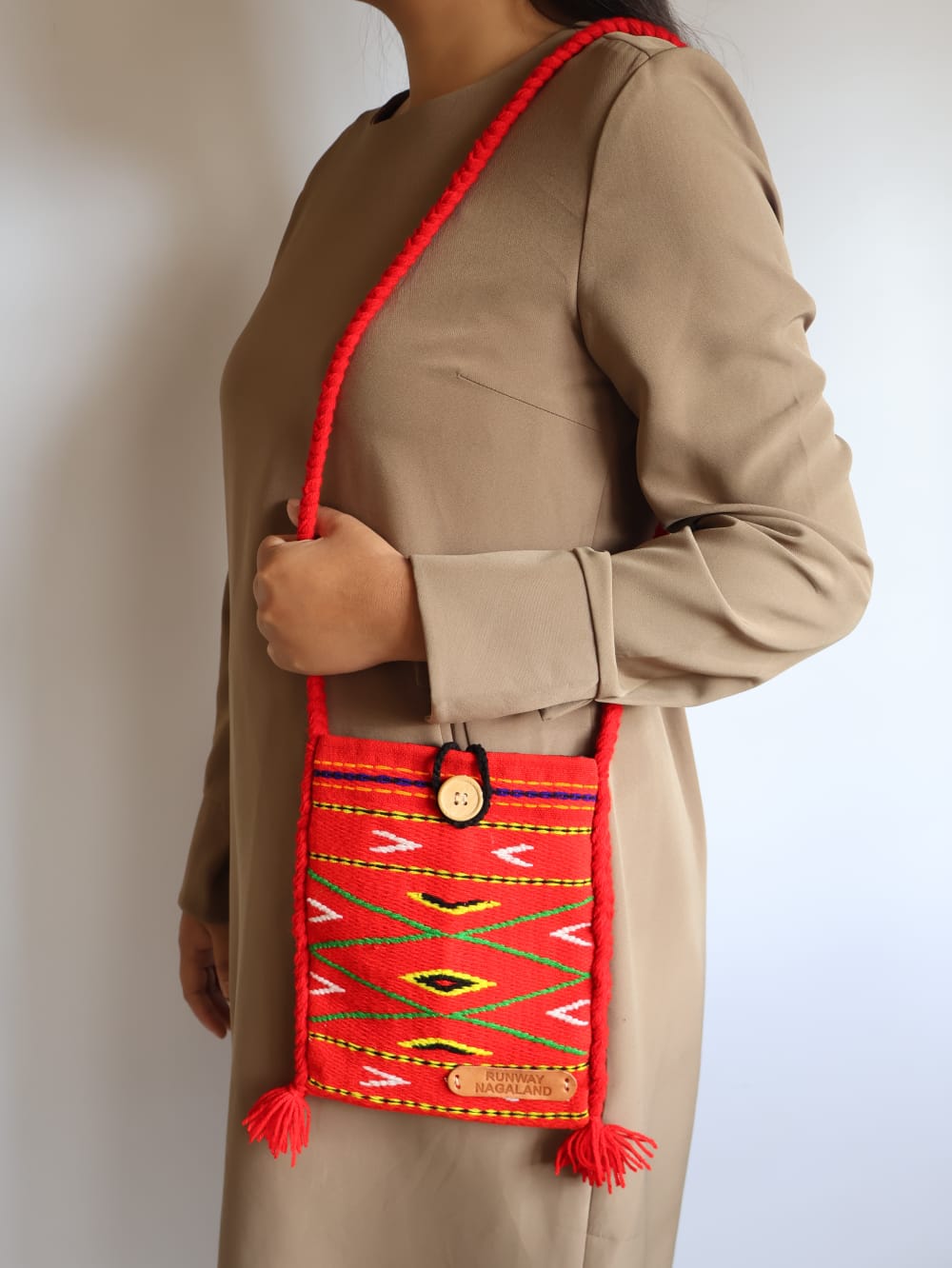 HANDLOOM SLING BAG