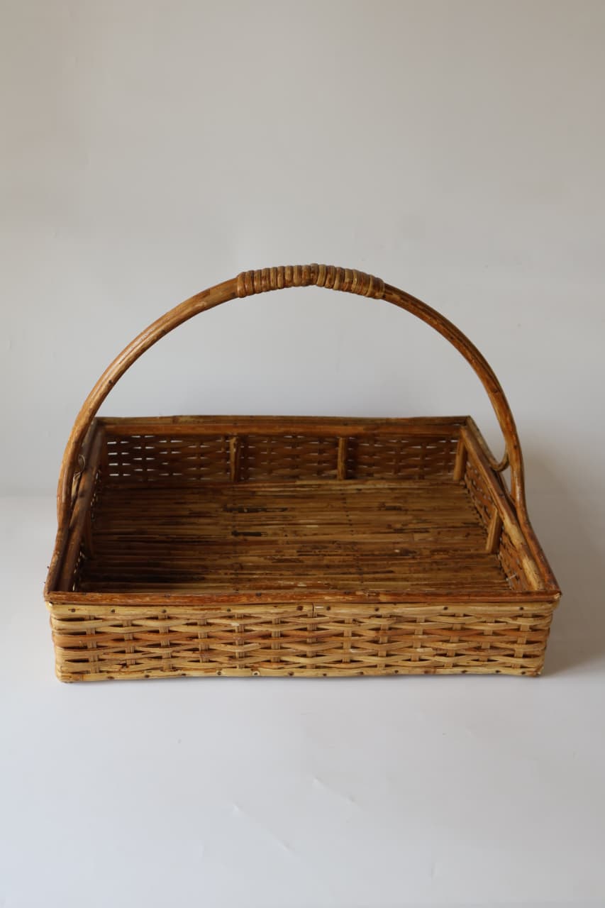 CANE TRAY WITH HANDLE