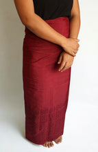 Load image into Gallery viewer, HALF DESIGN HANDLOOM MEKHALA
