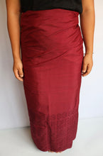 Load image into Gallery viewer, HALF DESIGN HANDLOOM MEKHALA
