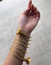 Load image into Gallery viewer, Goulu Tribal Brass Bangle
