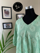 Load image into Gallery viewer, ‘VON’ Kurti | Rayon
