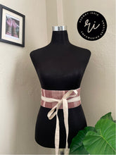Load image into Gallery viewer, Handloom Highwaist Belt
