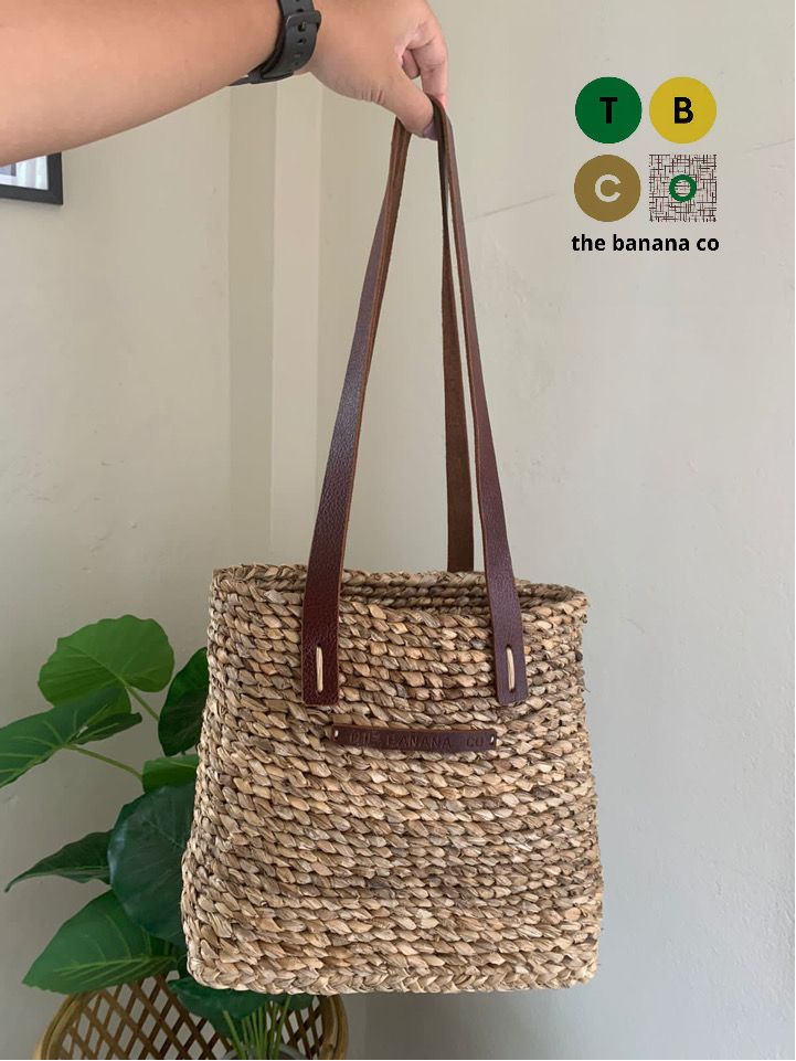 RUNWAY NAGALAND BANANA BARK SLING BAG