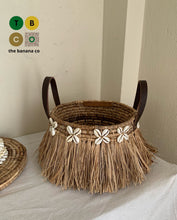 Load image into Gallery viewer, Banana Bark Basket
