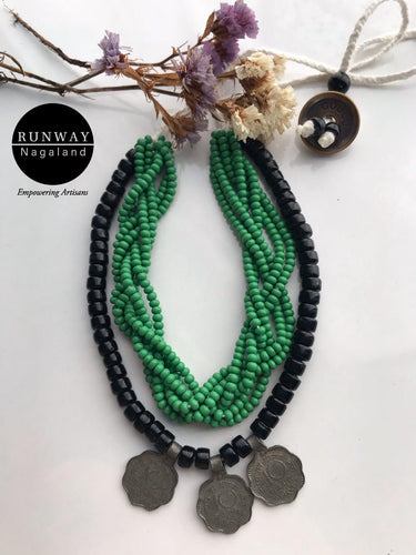 RUNWAY NAGALAND CHOKER