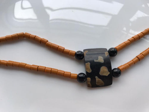 RUNWAY NAGALAND CHOKER