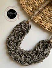 Load image into Gallery viewer, RUNWAY NAGALAND NECKLACE
