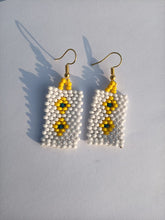 Load image into Gallery viewer, RUNWAY NAGALAND GTJ EARRING
